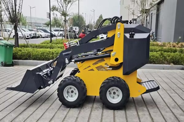 ਛੋਟੇ ਲੋਡਰ ਦੇ ਕਿਹੜੇ ਕੰਮ ਹਨ